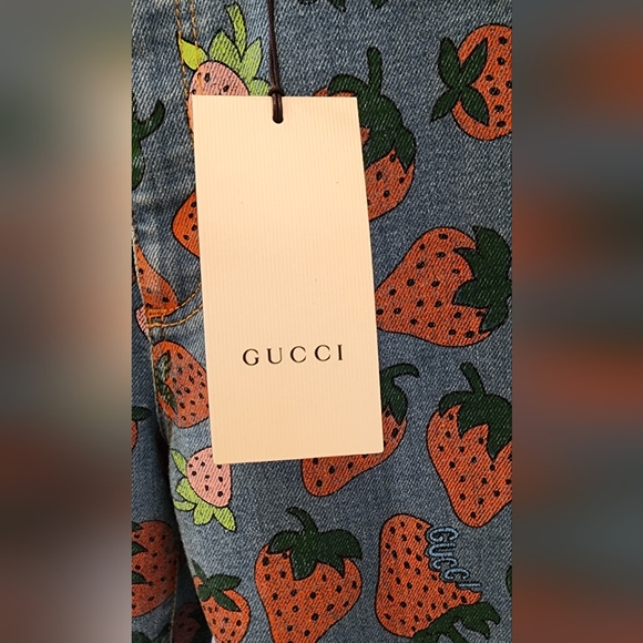 NWT Authentic Gucci Jeans w/ Strawberry Print - Picture 6 of 12
